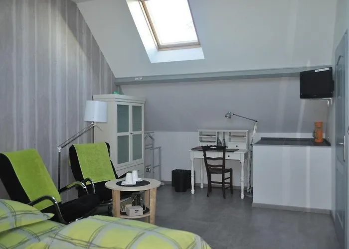 Hotell Les Acacias Treuzy-Levelay